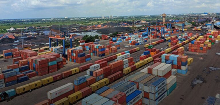 Hapag-Lloyd to acquire shares in Indian logistics firm