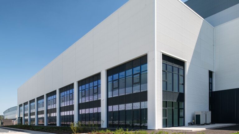 McLaren Construction completes 420,000ft²+ logistics development