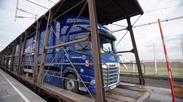 eHGV Channel Tunnel