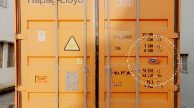 IoT container tracking