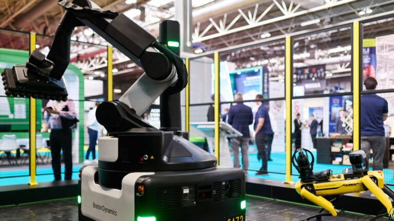 IntraLogisteX automation